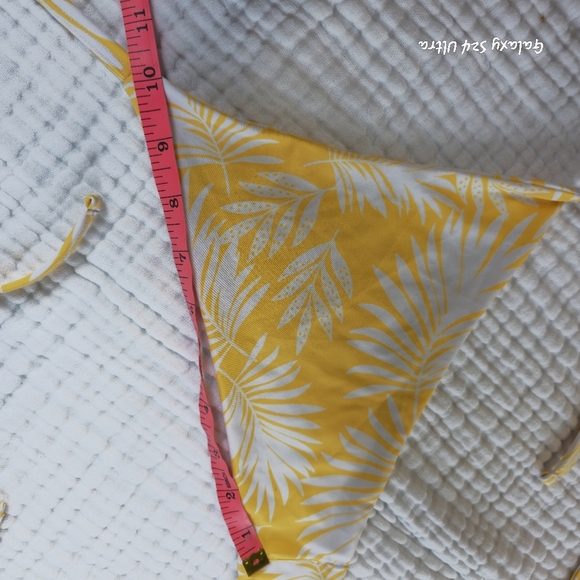 Yellow Leaf Print Bikini Set - Picture 7 of 11